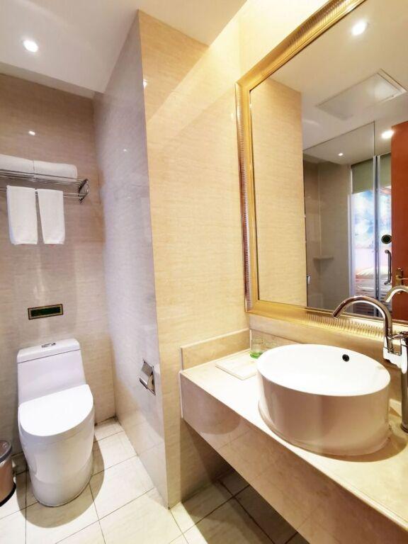 Фошань: Vienna Hotel Foshan Xiqiao Mountain