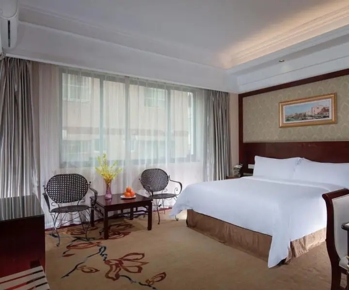 Наньнин: Vienna Hotel Guangxi Nanning Changhu Road Branch