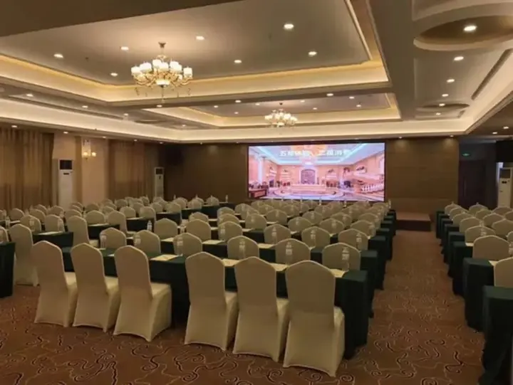 Наньнин: Vienna Hotel Guangxi Nanning Changhu Road Branch