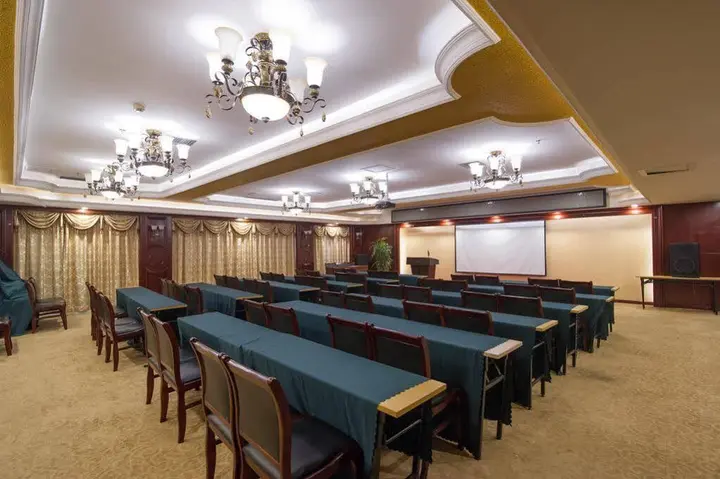 Гуйлинь: ViennaHotel Guilin Railway Staion
