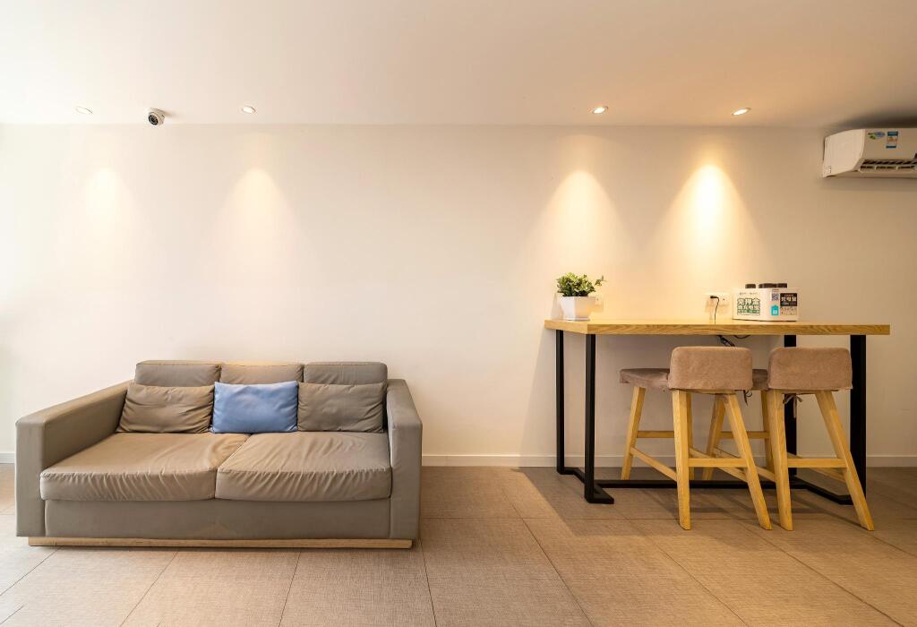 Шанхай: Hi Inn Liangpin Shanghai Xujiahui Tianlin Road