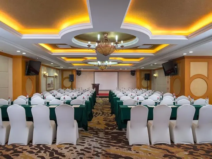 Шэньян: Vienna International Hotel Shenyang Railway Station Branch