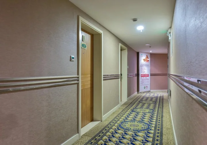 Шанхай: Vienna International Hotel Shanghai Jinqiao Branch