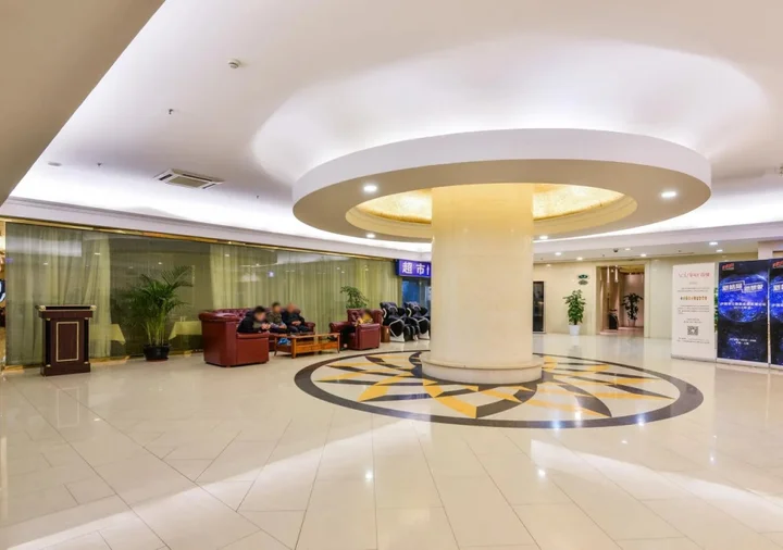 Шанхай: Vienna International Hotel Shanghai Jinqiao Branch
