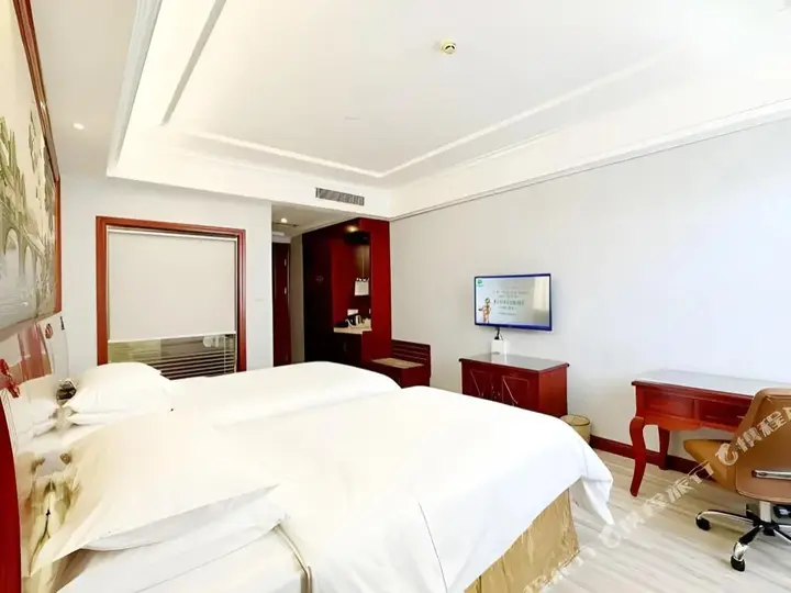 Шанхай: Vienna Hotel Shanghai Hongqiao Airport Center