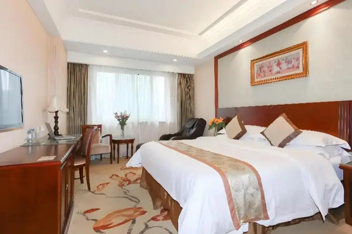 Шанхай: Vienna Hotel Shanghai Hongqiao Airport Center