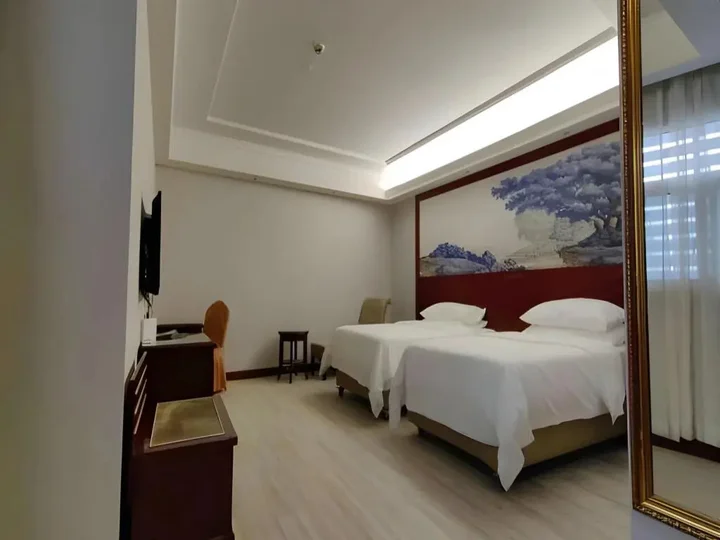 Шанхай: Vienna Hotel Shanghai Hongqiao Airport Center