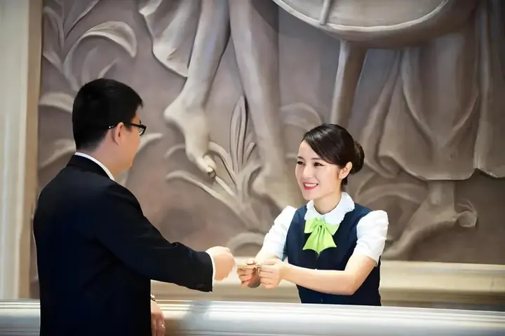 Шанхай: Vienna Hotel Shanghai Hongqiao Airport Center