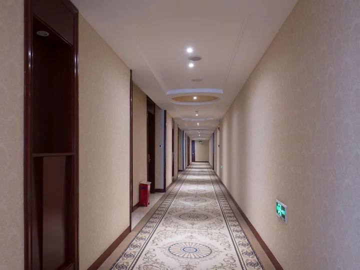 Шанхай: Vienna Hotel Shanghai Hongqiao Airport Center