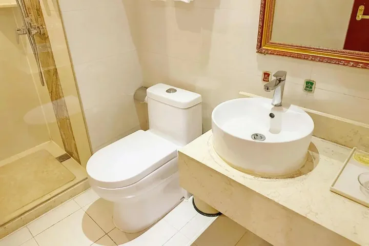 Шанхай: Vienna Hotel Shanghai Hongqiao Airport Center