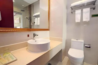 Шанхай: Vienna Hotel Shanghai Hongqiao Airport Center