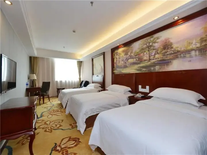 Шанхай: Vienna 3 Best Hotel Shanghai Expo Sanlin