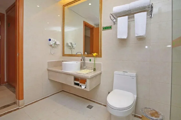 Шанхай: Vienna Hotel Shanghai Yangpu Wujiaochang