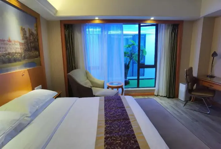 Шанхай: Vienna Hotel Shanghai Yangpu Wujiaochang