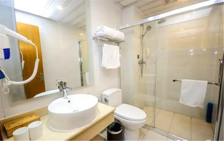 Циньхуандао: Starway Hotel Qinhuangdao Railway Station