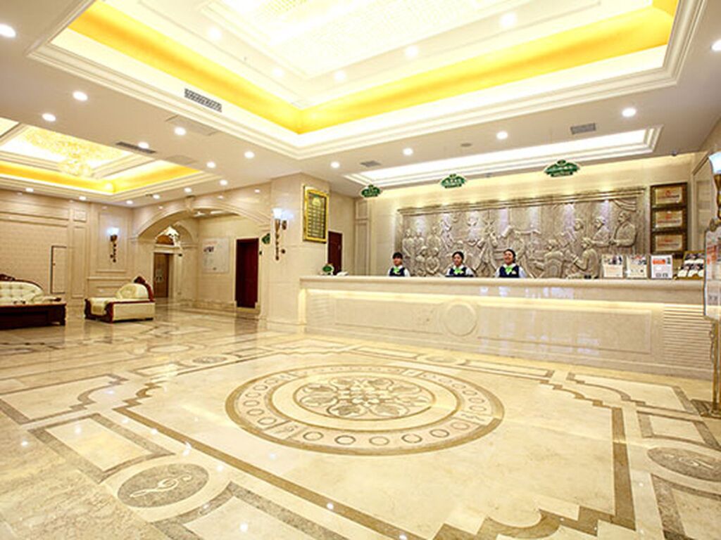 Чанша: Vienna Hotel Changsha Mid Furong Road