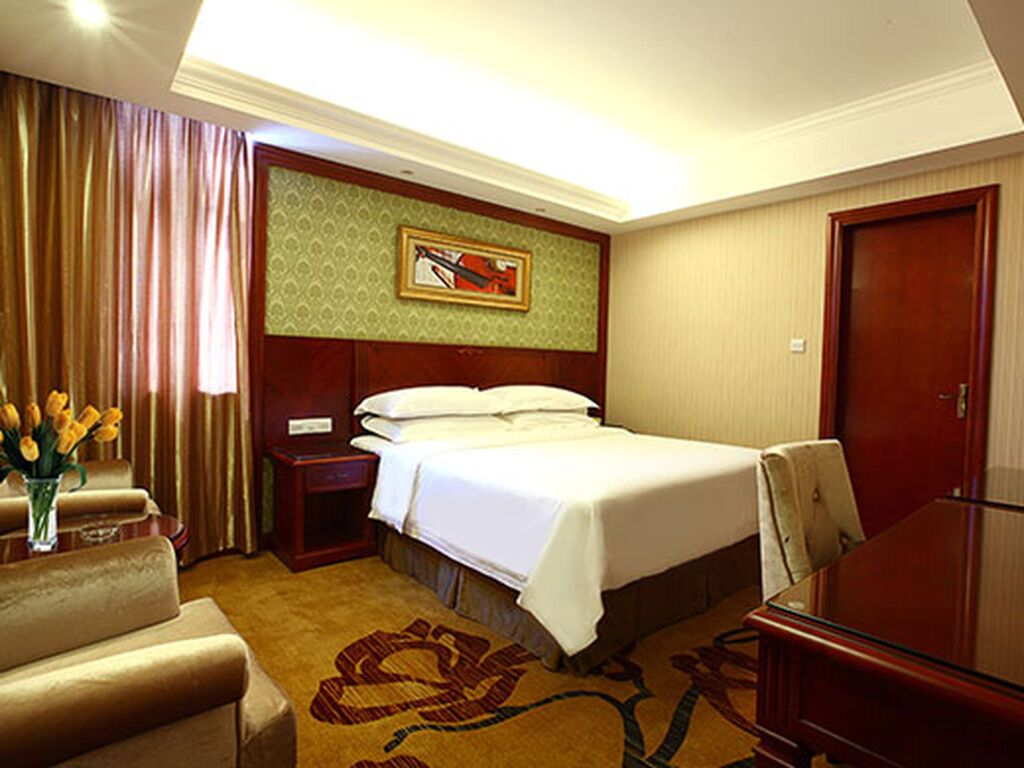 Чанша: Vienna Hotel Changsha Mid Furong Road