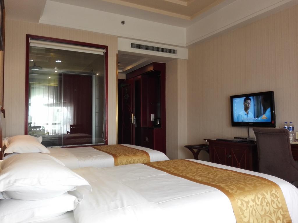 Наньян: Vienna Hotel Nanyang People Road