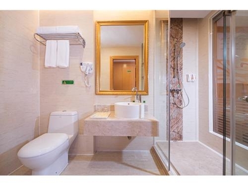 Шанхай: Vienna Hotel Shanghai Fengxian South Bridge Jinhai Road