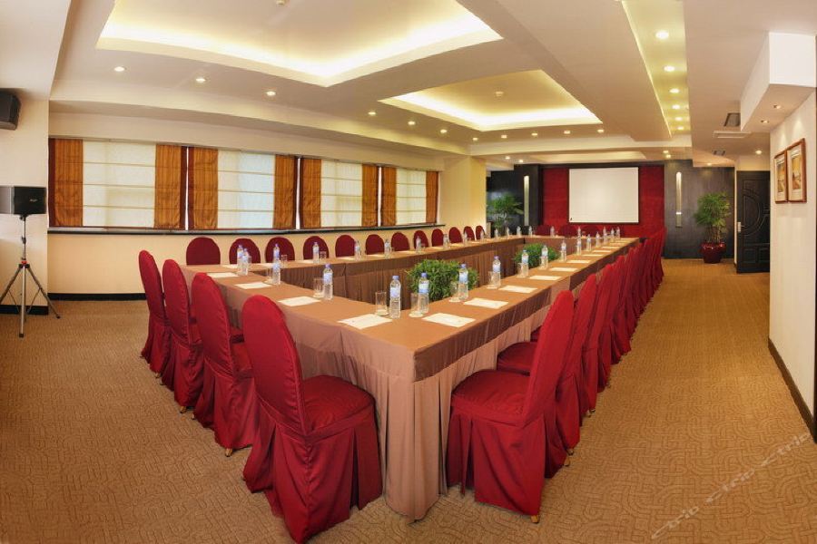 Чанчжоу: Vienna International Hotel Changzhou Railway Station