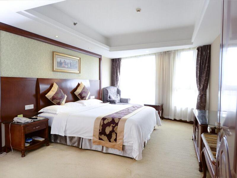 Шанхай: ViennaInternational Hotel Shanghai Hongqiao Hub I