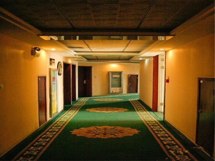 Иньчуань: Gongda Hotel