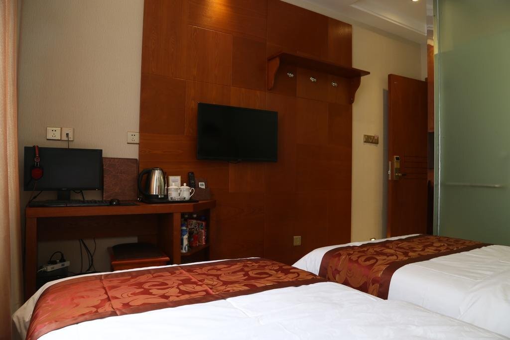 Иньчуань: Golden Moon Business Hotel