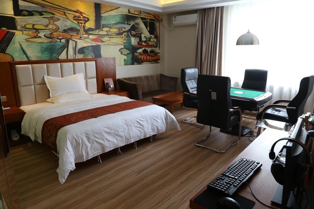 Иньчуань: Golden Moon Business Hotel