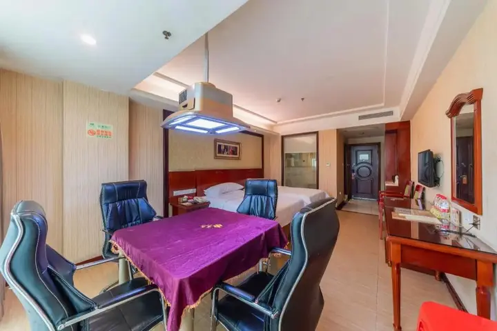 Хойчжоу: Vienna Hotel Huizhou Zhongxin