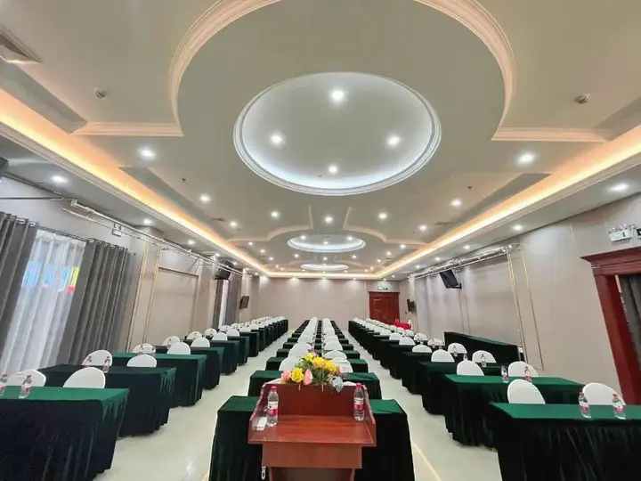 Хойчжоу: Vienna Hotel Huizhou Zhongxin