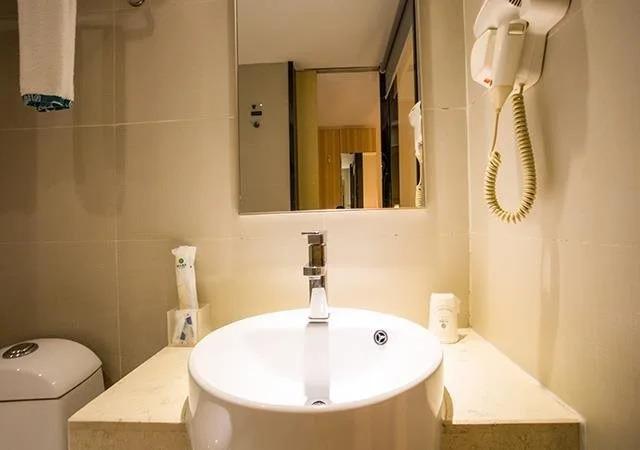 Наньнин: City Comfort Inn Nanning Yuanhu Road Branch