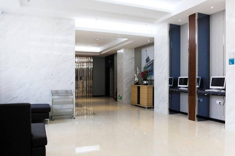 Ухань: City Convenience Inn Wuhan Jinyintan Metro Station