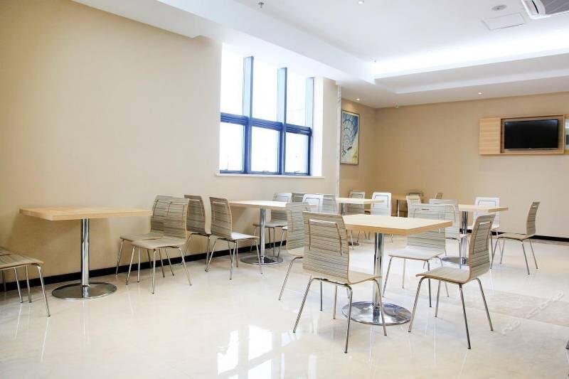 Ухань: City Convenience Inn Wuhan Jinyintan Metro Station