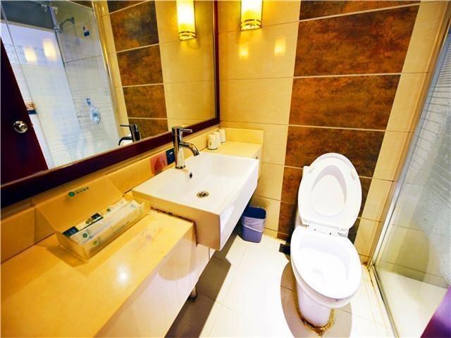 Гуйлинь: City Comfort Inn Guilin Railway Station Overpass