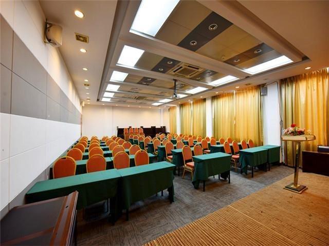 Гуйлинь: City Comfort Inn Guilin Railway Station Overpass