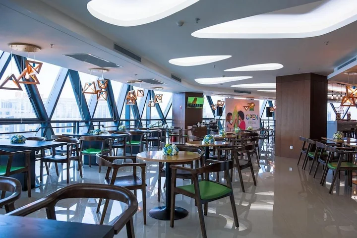 Наньтун: IBIS Styles NT WZ Intl Plz