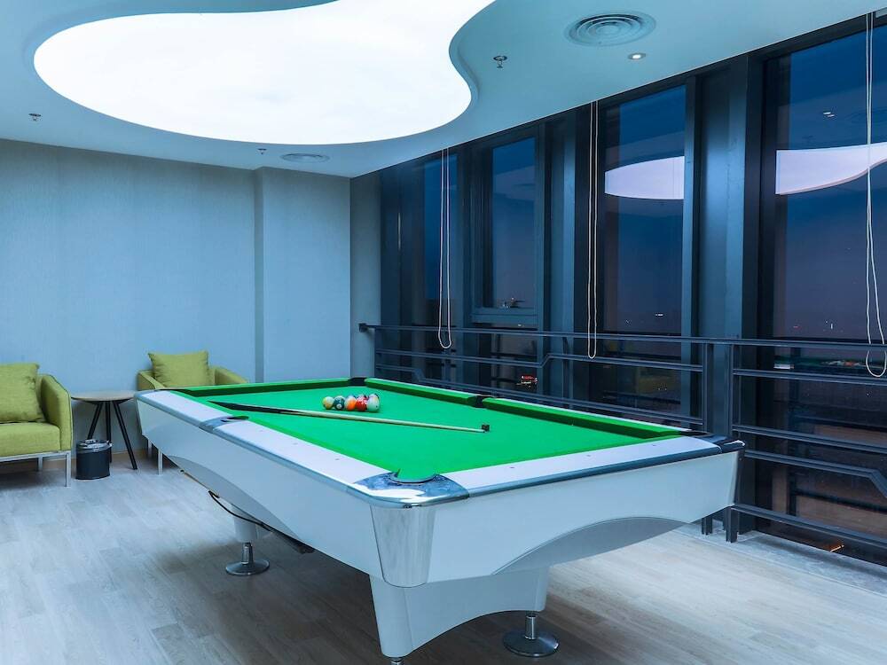 Наньтун: IBIS Styles NT WZ Intl Plz