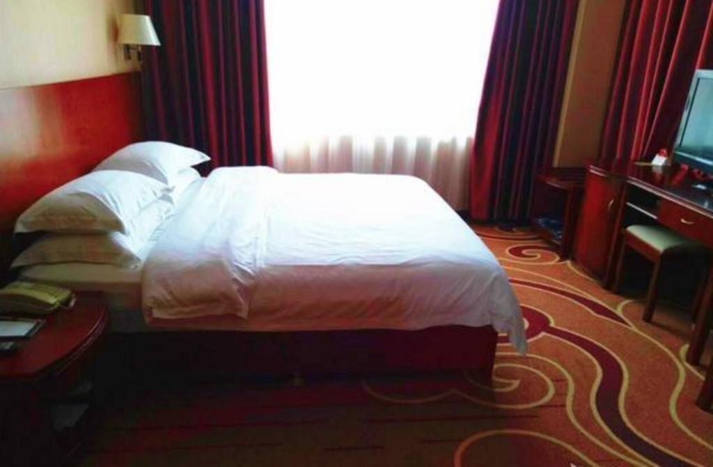 Циньчжоу: Qinzhou Jingtai Grand Hotel