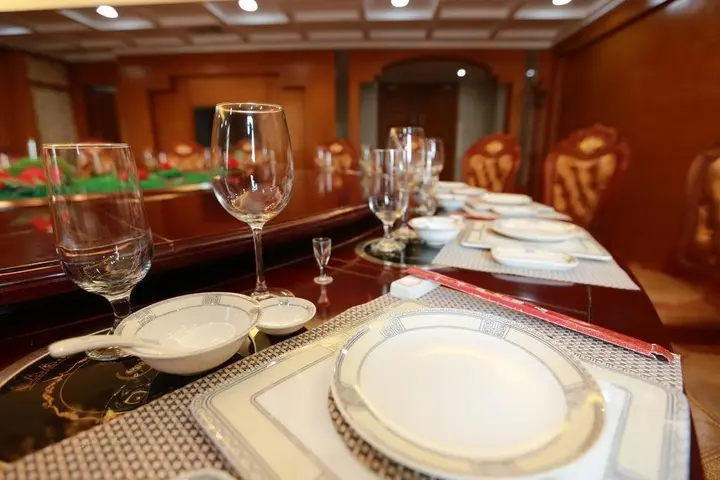 Циньчжоу: Qinzhou Jingtai Grand Hotel
