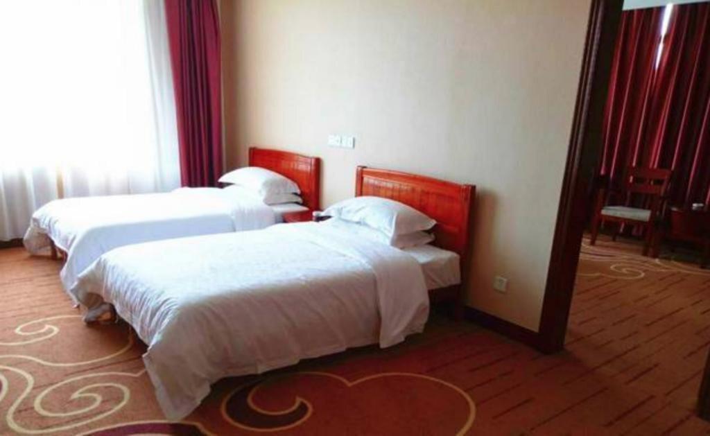 Циньчжоу: Qinzhou Jingtai Grand Hotel