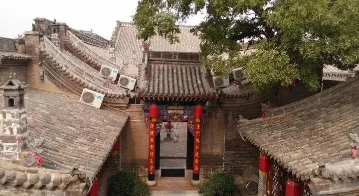 Цзиньчжун: Pingyao Jingyizhan Folk Inn