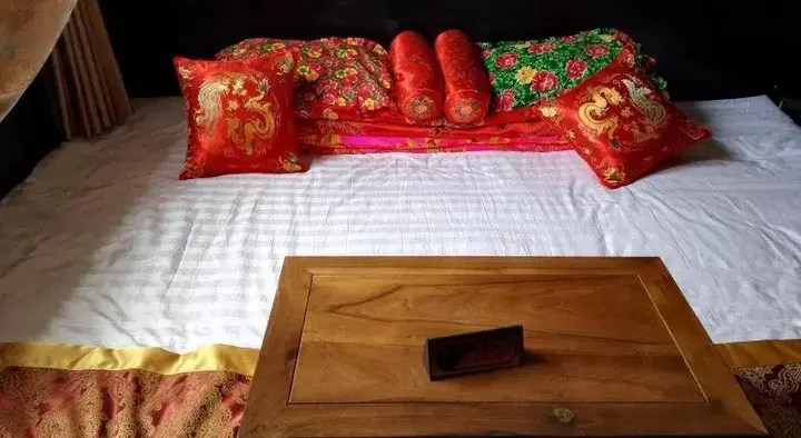 Цзиньчжун: Pingyao Jingyizhan Folk Inn