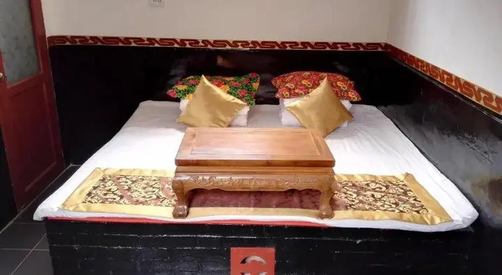 Цзиньчжун: Pingyao Jingyizhan Folk Inn