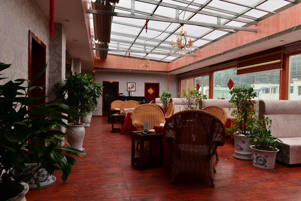 Линжи: Xizang Linzhi JIalong Hotel