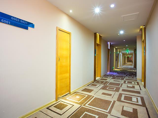 Гуйлинь: City Comfort Inn Guilin High Speed Railway Station
