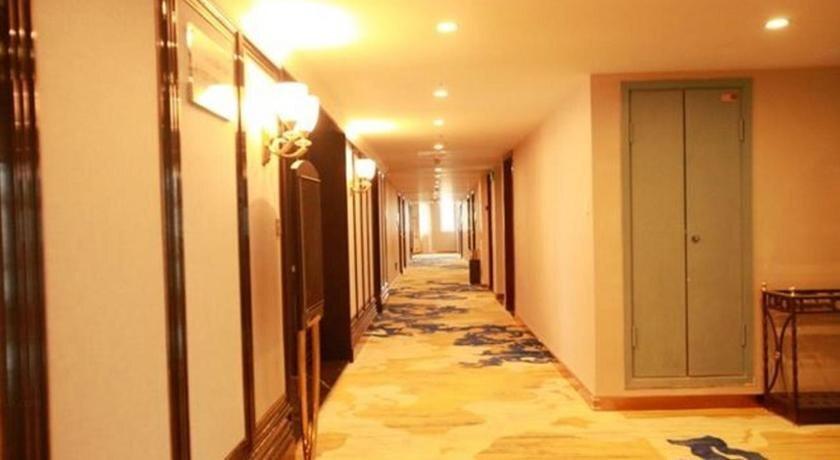 Чэнду: Chengdu Seaside Boya Hotel
