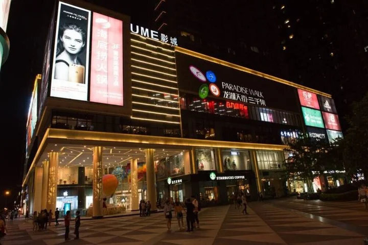 Чэнду: Chengdu Longhu Beach Hotel