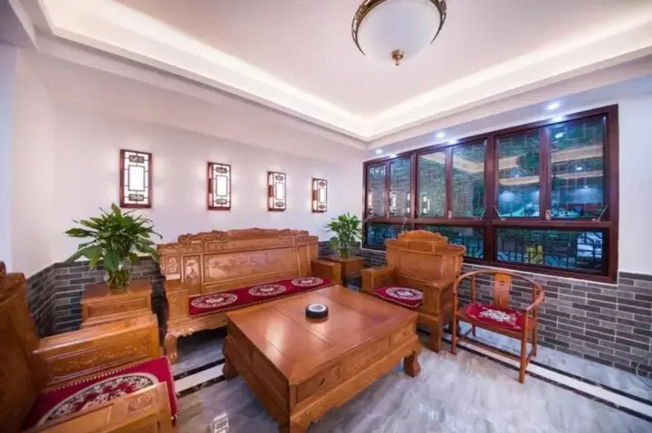 Гуйлинь: Guilin Dada Inn