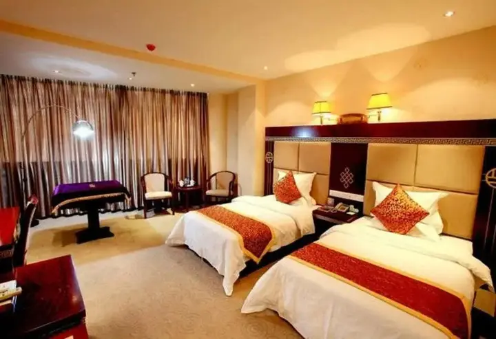 Синъи: Xingyi Yike Hotel