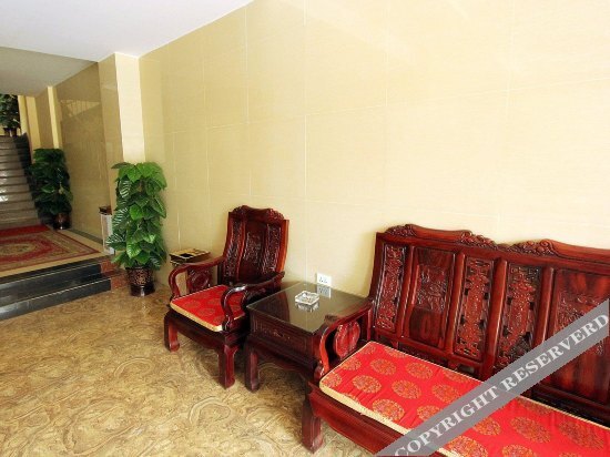 Яншо: Xiesanjie Business Hotel
